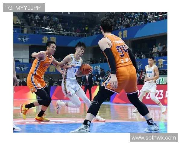 深入分析上海篮球队的节奏打法与战术特点解析